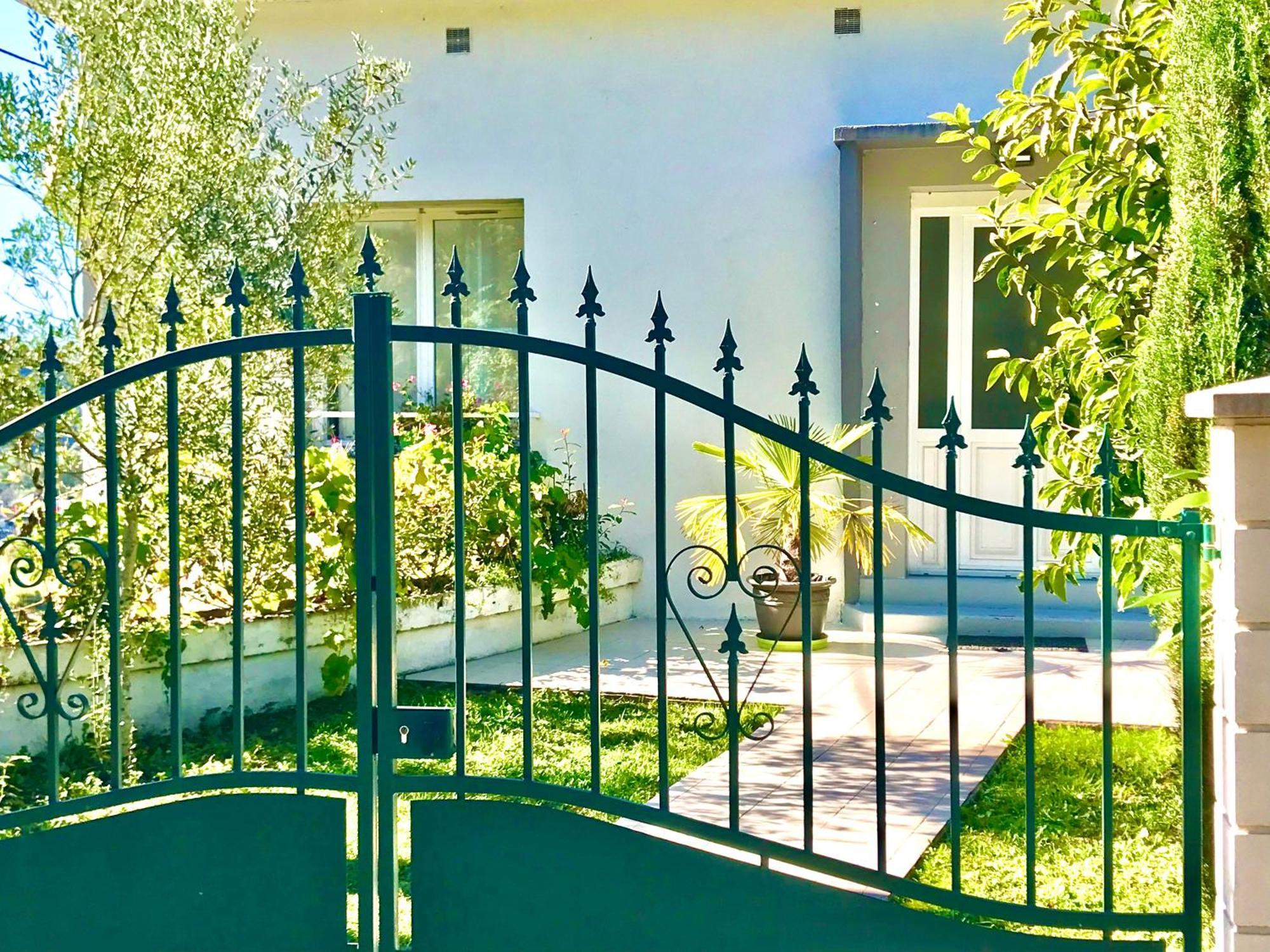 Villa Maison Blanche Tulle 1 A 4 Personnes Eksteriør billede