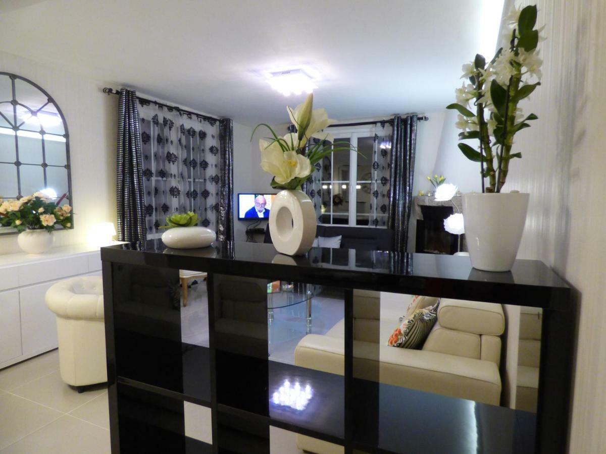 Villa Maison Blanche Tulle 1 A 4 Personnes Eksteriør billede