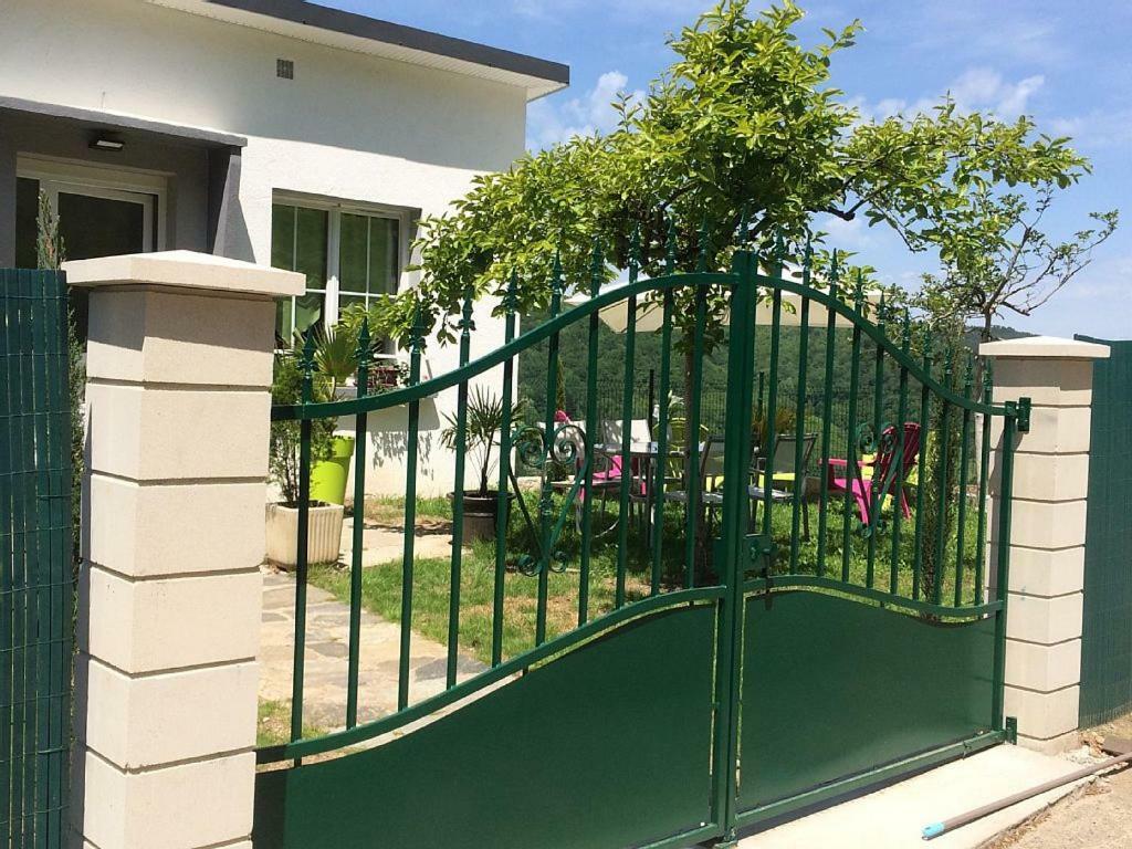 Villa Maison Blanche Tulle 1 A 4 Personnes Eksteriør billede